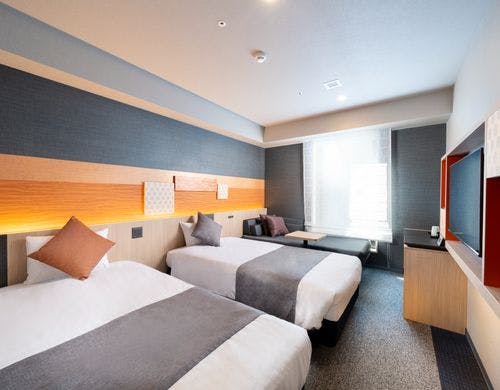 モデレートツイン