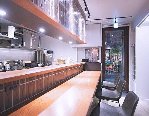 楓ラウンジ by トーキョーサワースタンド