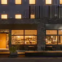 ใจกลางเมืองมิสาวะที่เต็มไปด้วยบรรยากาศนานาชาติ