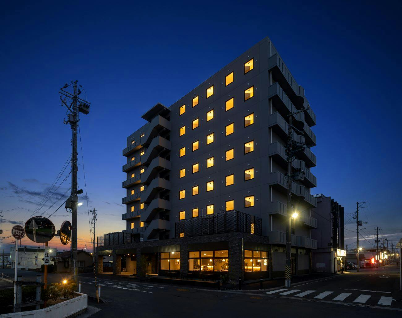 AURUM MISAWA（オーラム　ミサワ）