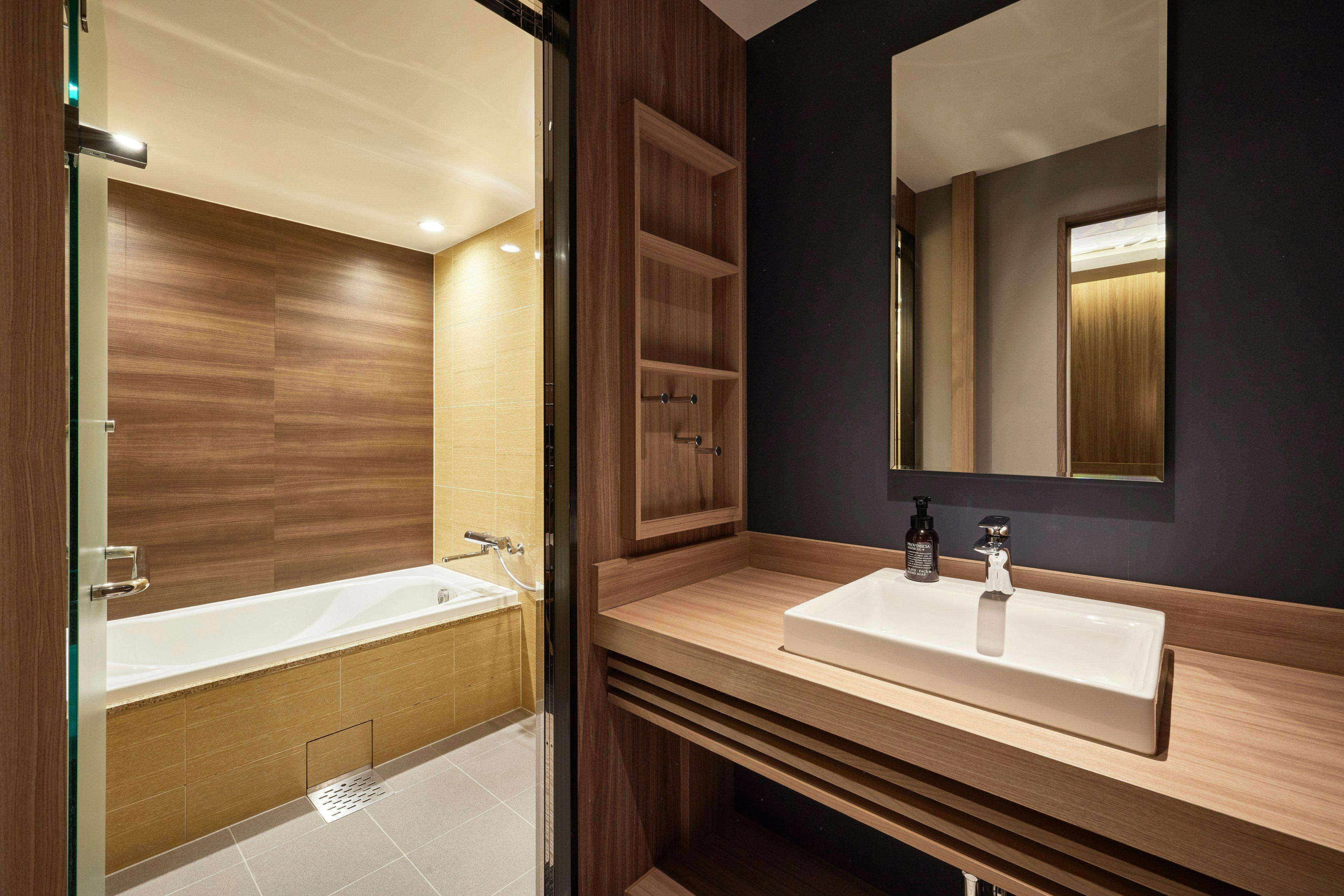 ALFIT HOTEL & BAR AKASAKA