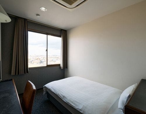 セミダブルルーム