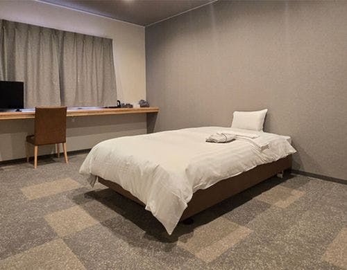 ダブルルーム（バス・トイレなし）