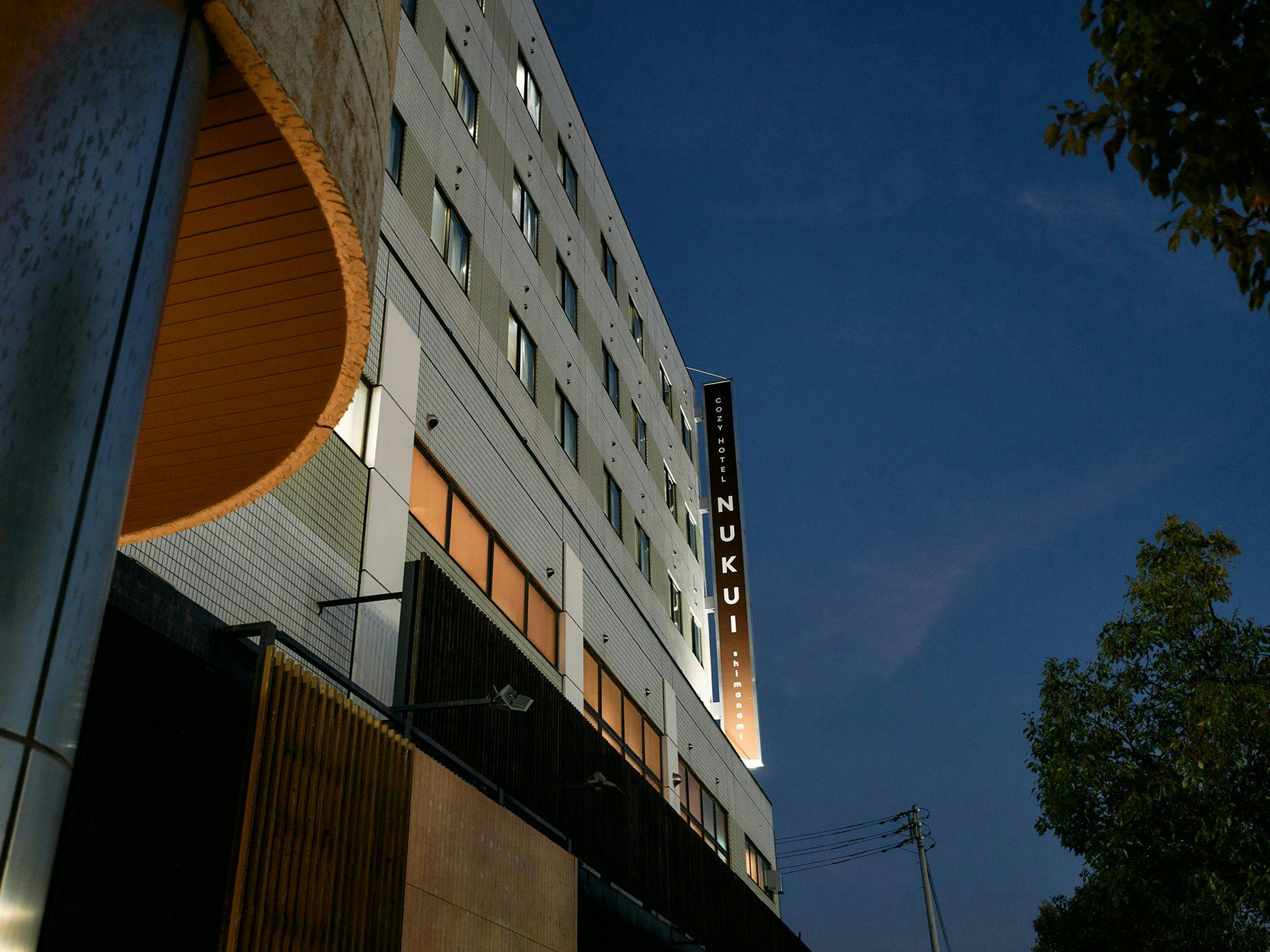 ภาพภายนอก (กลางคืน)