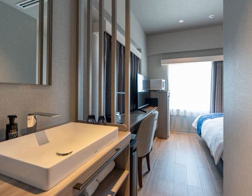 ダブルルーム（シャワーブース）