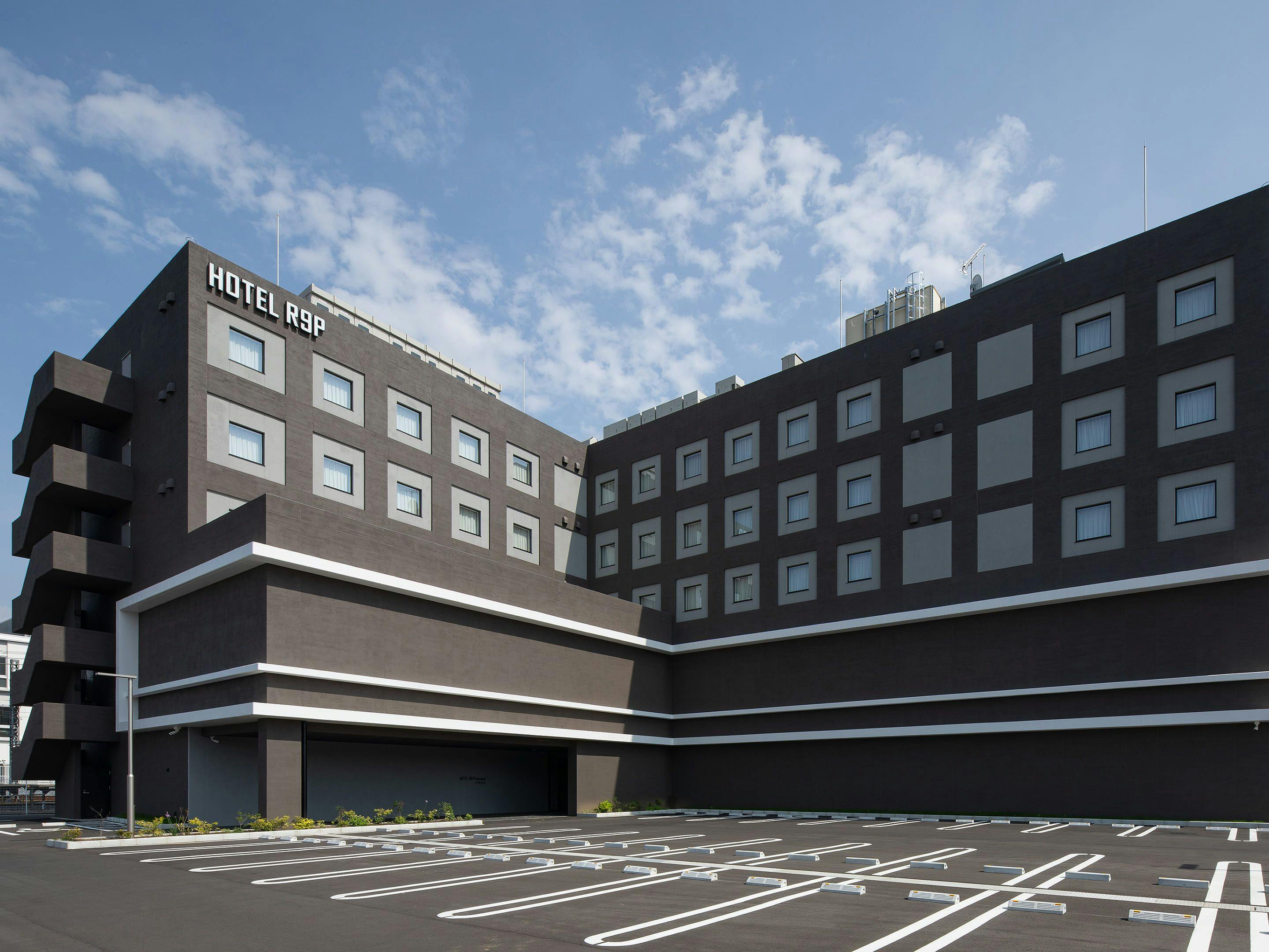 HOTEL R9 Premium 川俣駅前
