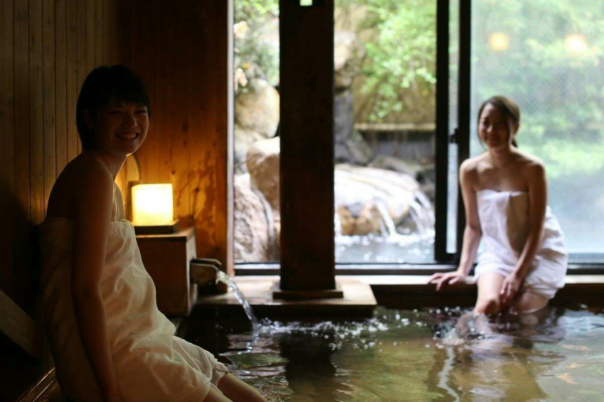 Izumo Kamigami Enmusubi no Yado Konya