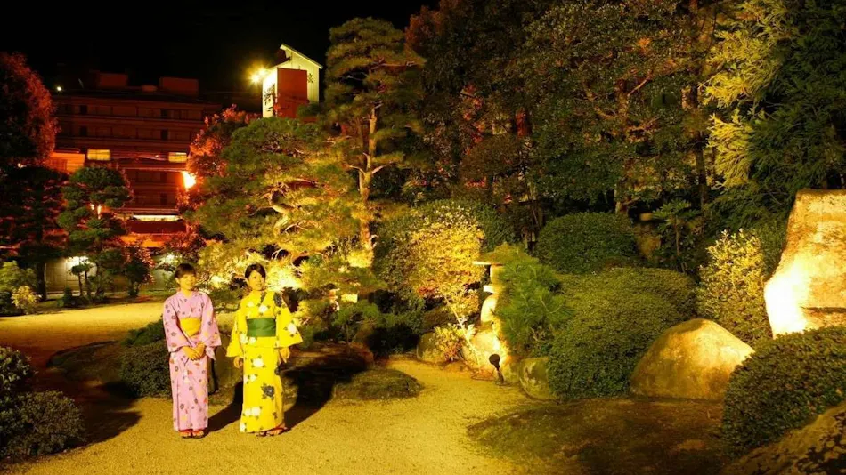 Izumo Kamigami Enmusubi no Yado Konya