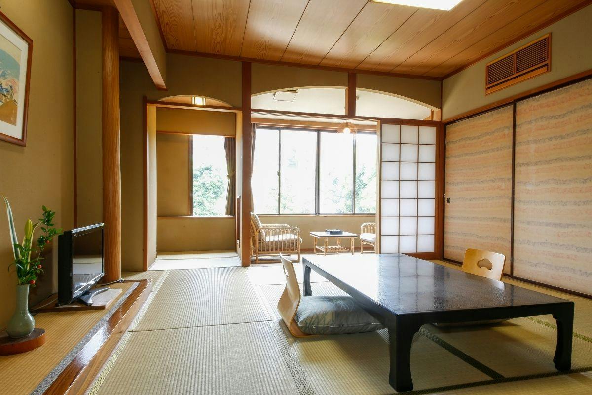 Izumo Kamigami Enmusubi no Yado Konya