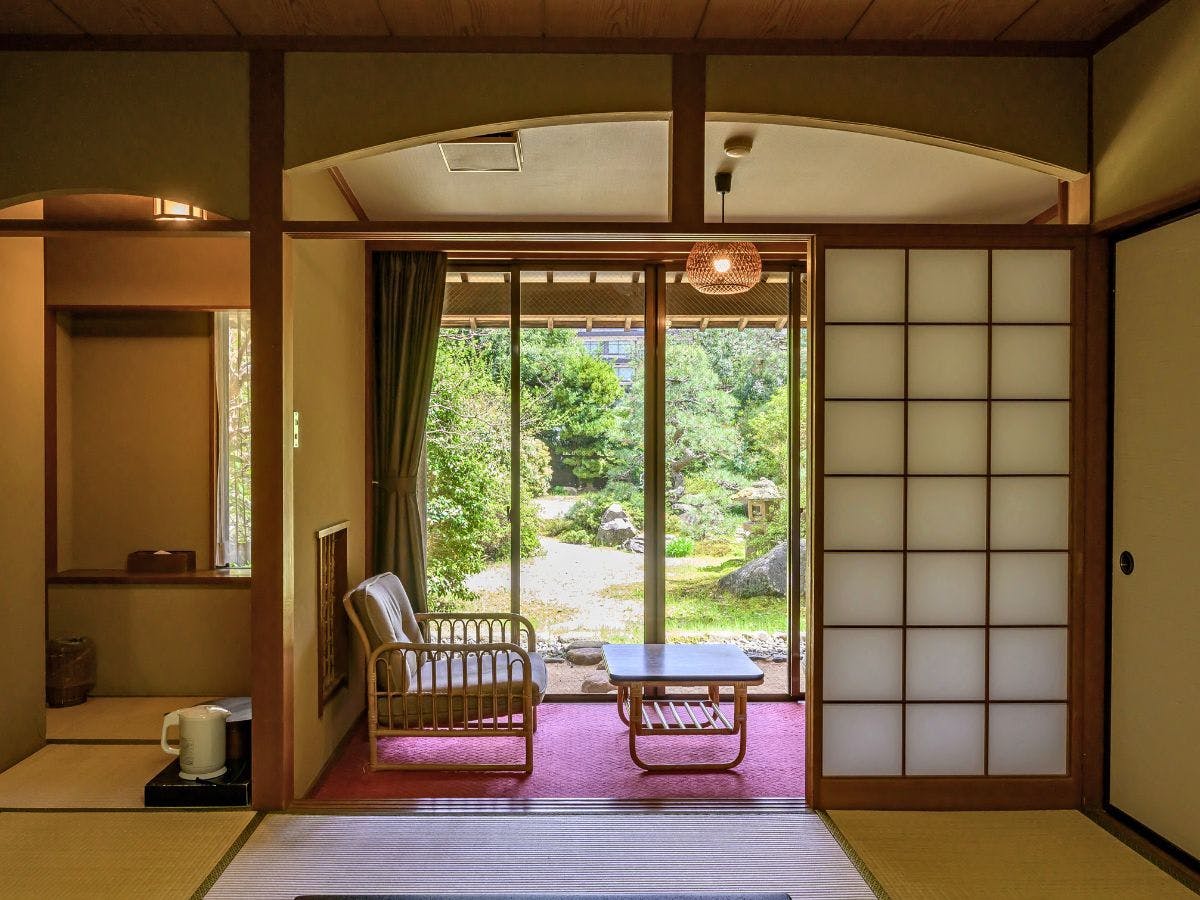 Izumo Kamigami Enmusubi no Yado Konya