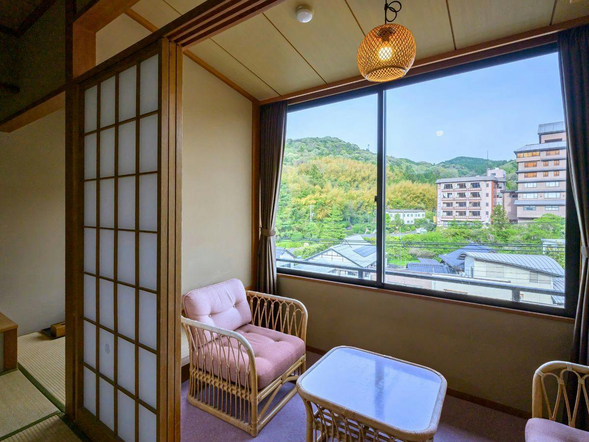 Izumo Kamigami Enmusubi no Yado Konya
