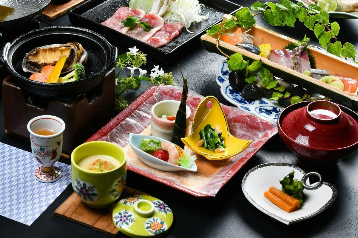 Izumo Kamigami Enmusubi no Yado Konya