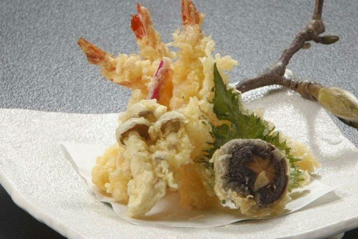 Izumo Kamigami Enmusubi no Yado Konya
