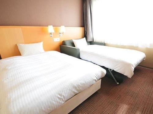 スタジオツイン