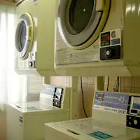 ร้านซักผ้าหยอดเหรียญ