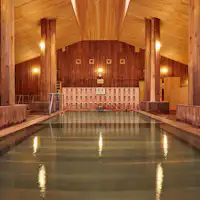 원천 100%는 강산성으로 자극이 있을 수 있습니다.