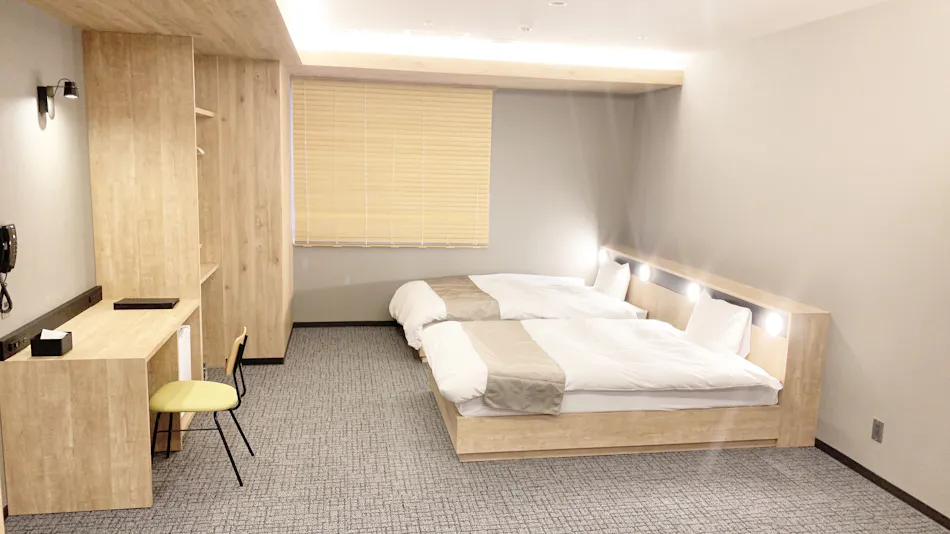 First Cabin Midosuji Namba
