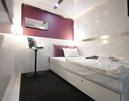 ファーストクラス