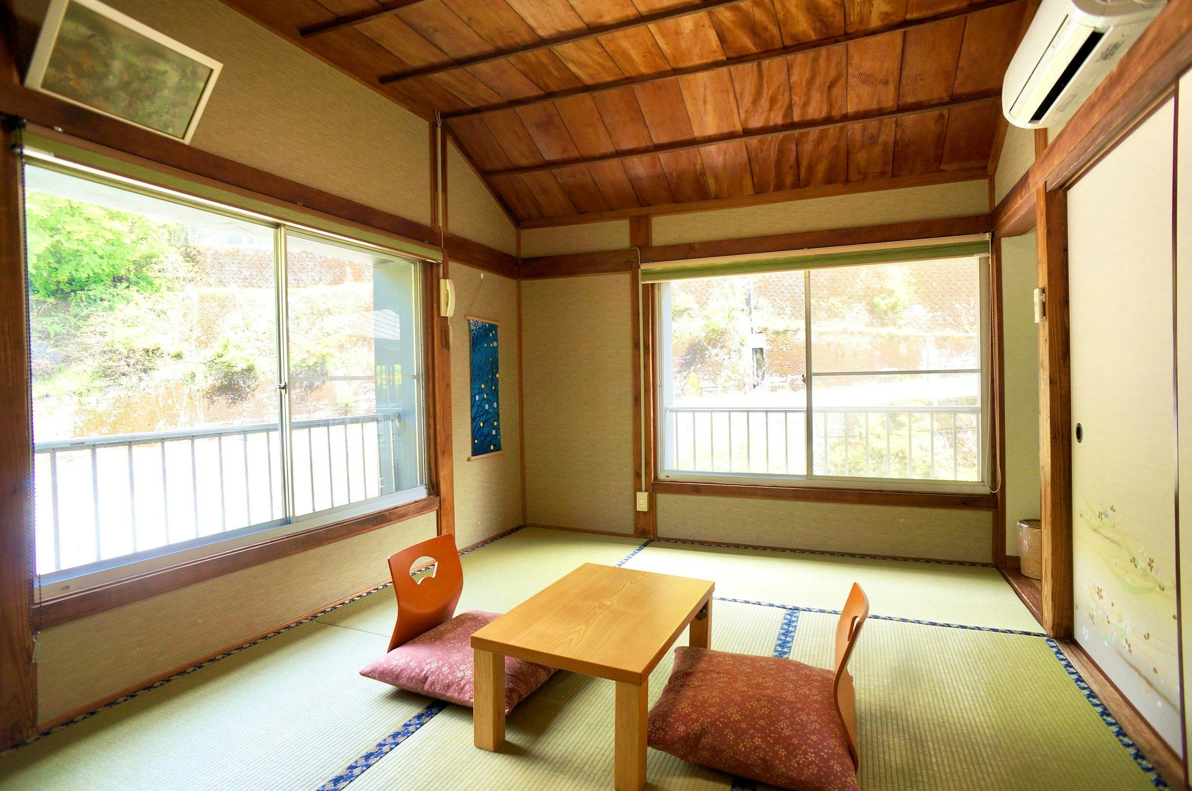 【สำหรับผู้ใหญ่เท่านั้น】 ห้องสไตล์ญี่ปุ่น 6 เสื่อทาทามิ ปลอดบุหรี่ [ชั้น 2]