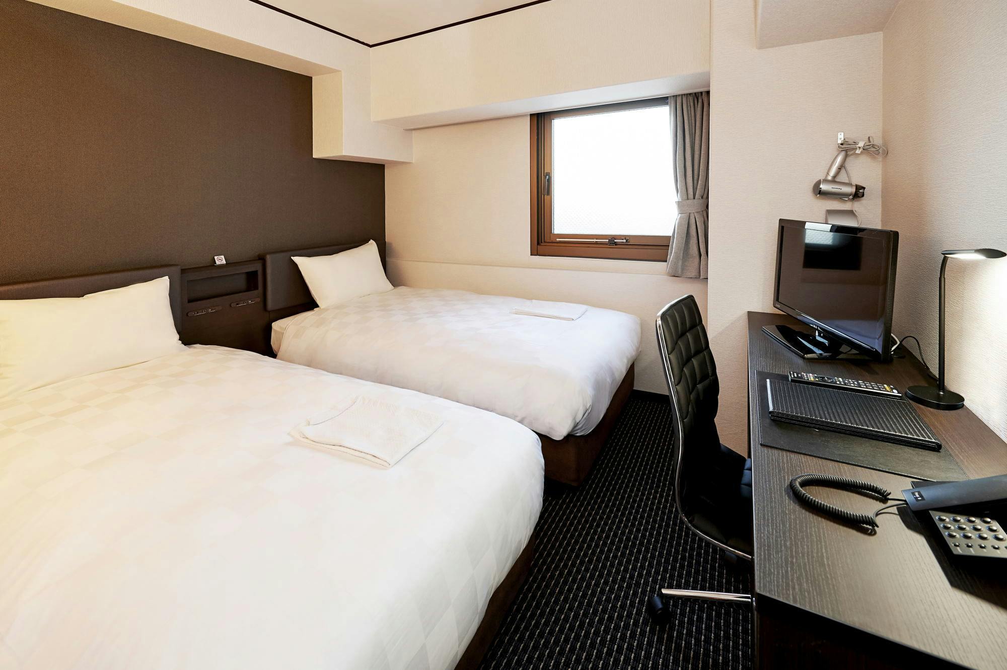 ห้องเตียงคู่/ปลอดบุหรี่