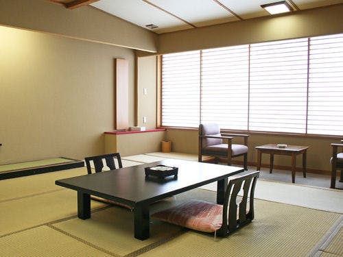 東館 和室12.5畳