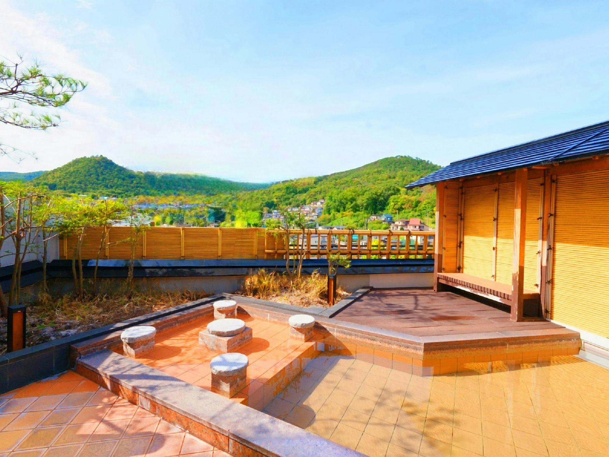 Arimakan: A Relaxing Inn with In-Room Dining and Private Onsen Baths
