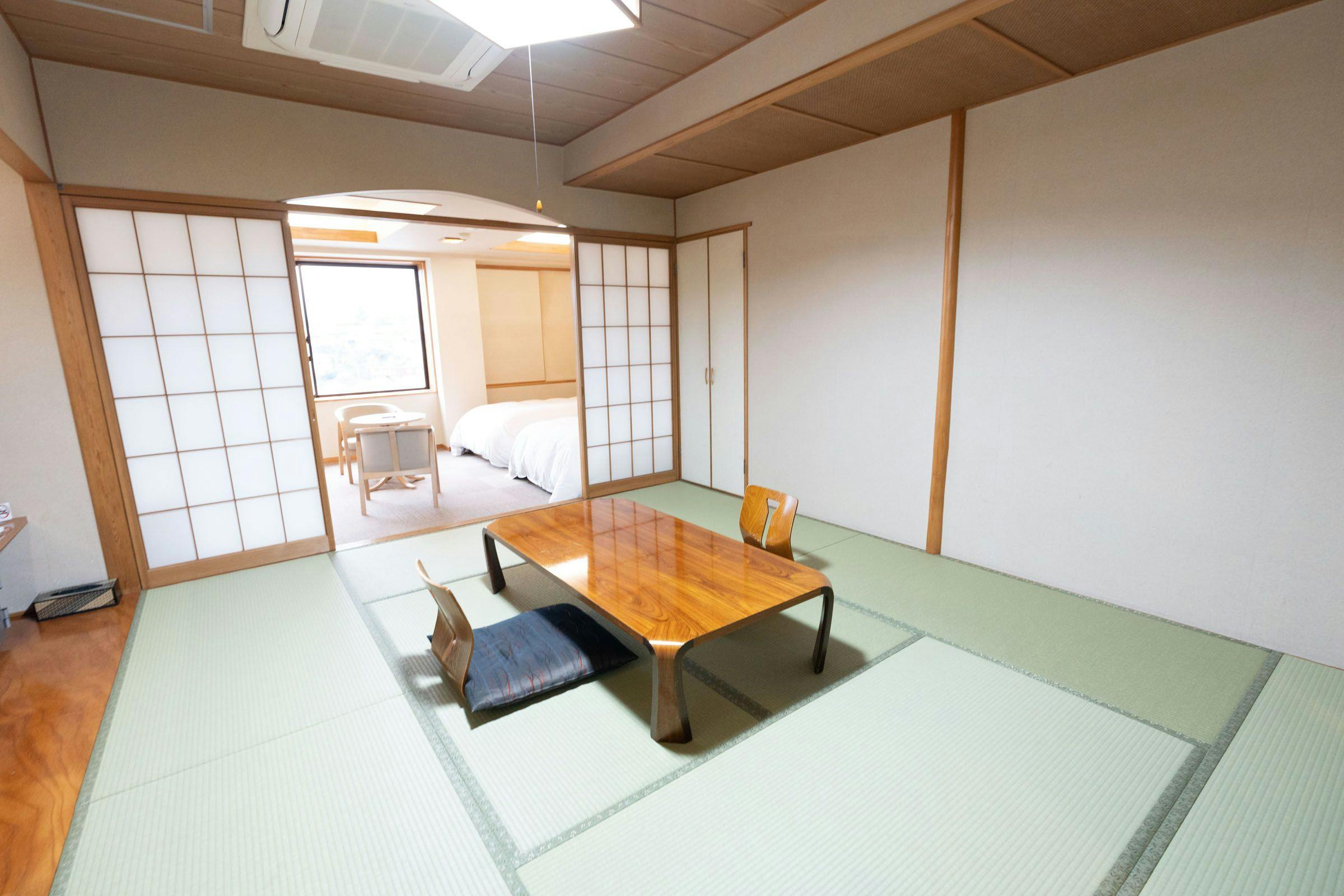 Arimakan: A Relaxing Inn with In-Room Dining and Private Onsen Baths