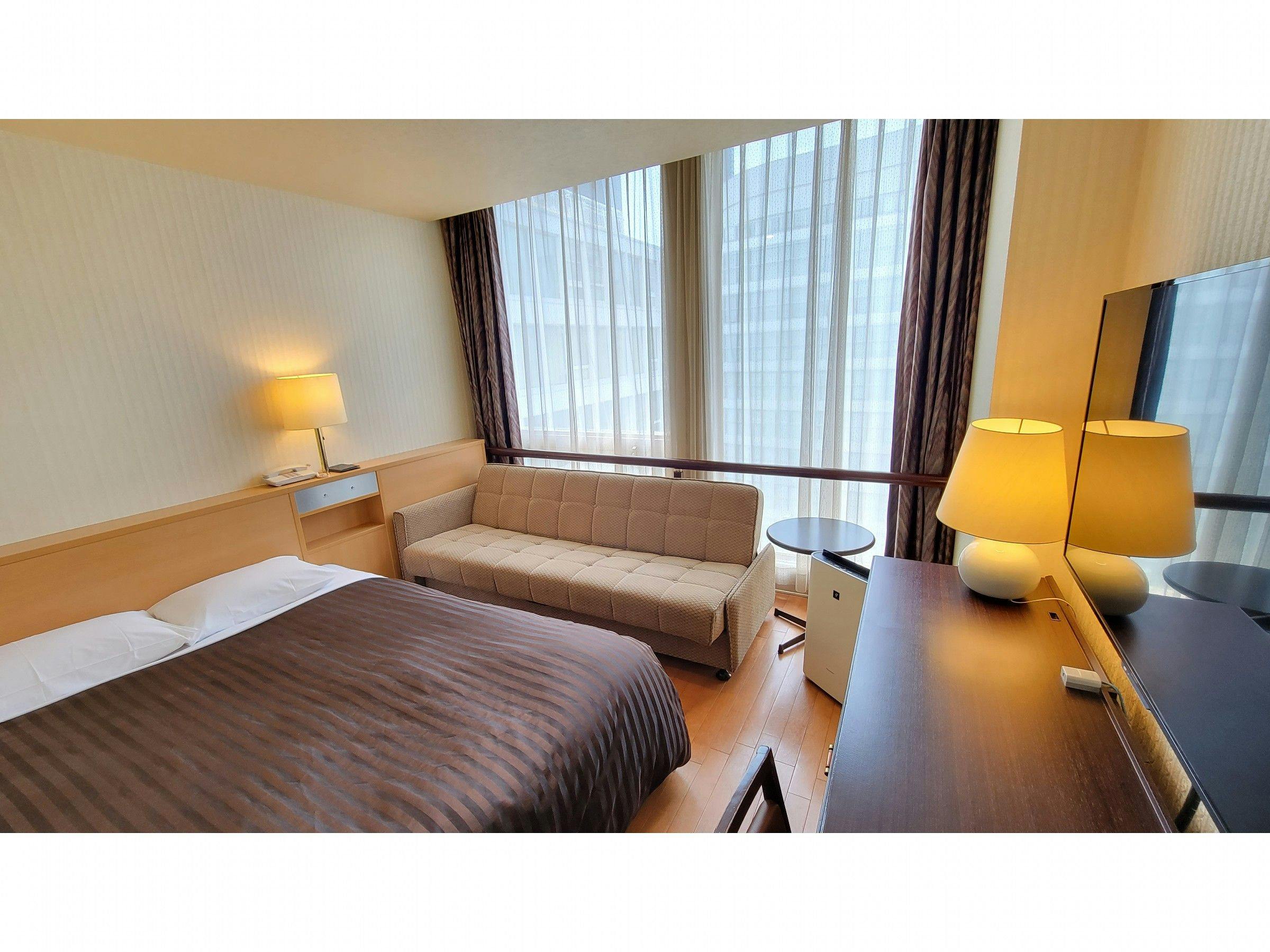 Osaka Castle Hotel