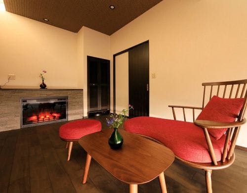 花扇の暖炉（室内）