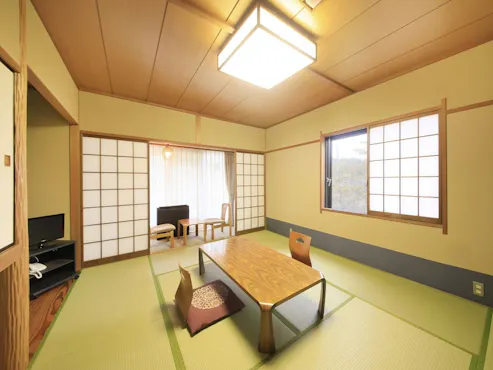 【ห้ามสูบบุหรี่】ห้องสไตล์ญี่ปุ่น 10 เสื่อ <พร้อมห้องน้ำ>