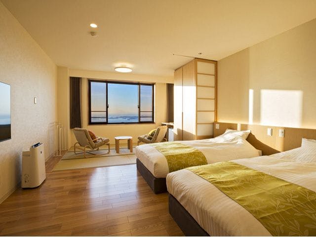 สัมผัสทัศนียภาพที่งดงามของพระอาทิตย์ตกดินที่สะพานเซโตะ