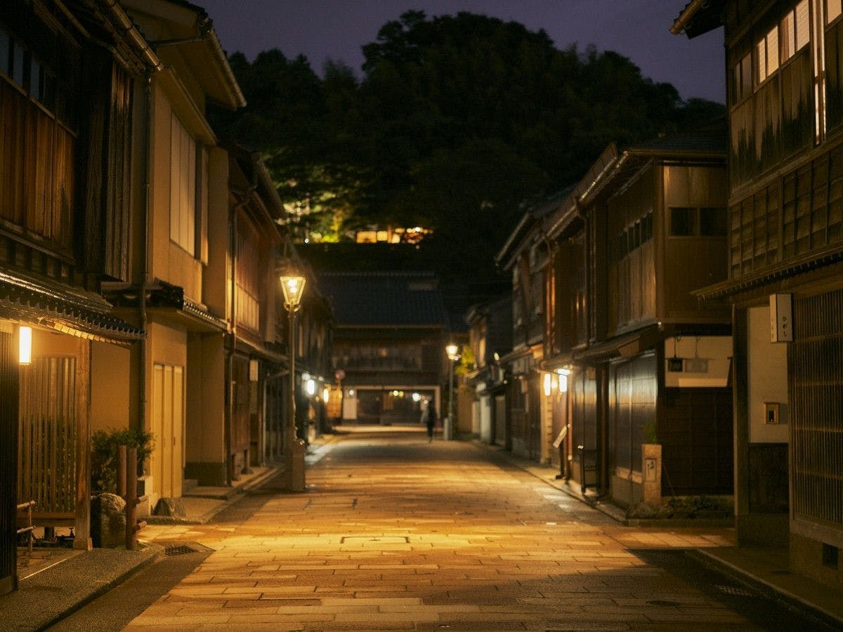 【ฮิงาชิชายะไก】ย่านโรงน้ำชาบรรยากาศแฟนตาซียามค่ำคืน