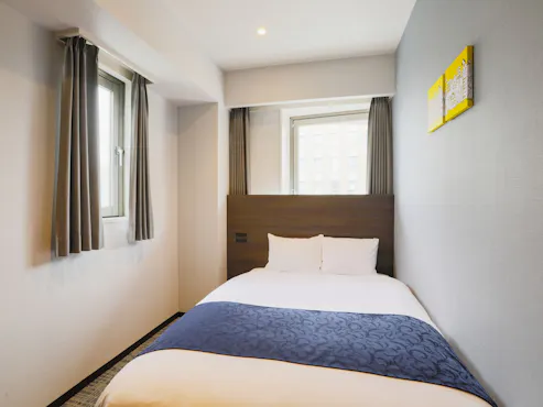 สแตนดาร์ดดับเบิล / 13 ตร.ม. / เตียงกว้าง 140 ซม. 1 เตียง