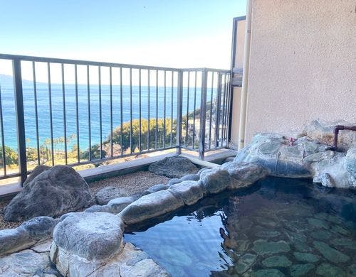 【露天風呂付】和室10畳檜風呂一例