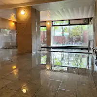 ห้องอาบน้ำรวม (ถ่ายบางส่วน)