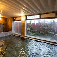 ห้องอาบน้ำรวม (ถ่ายบางส่วน)