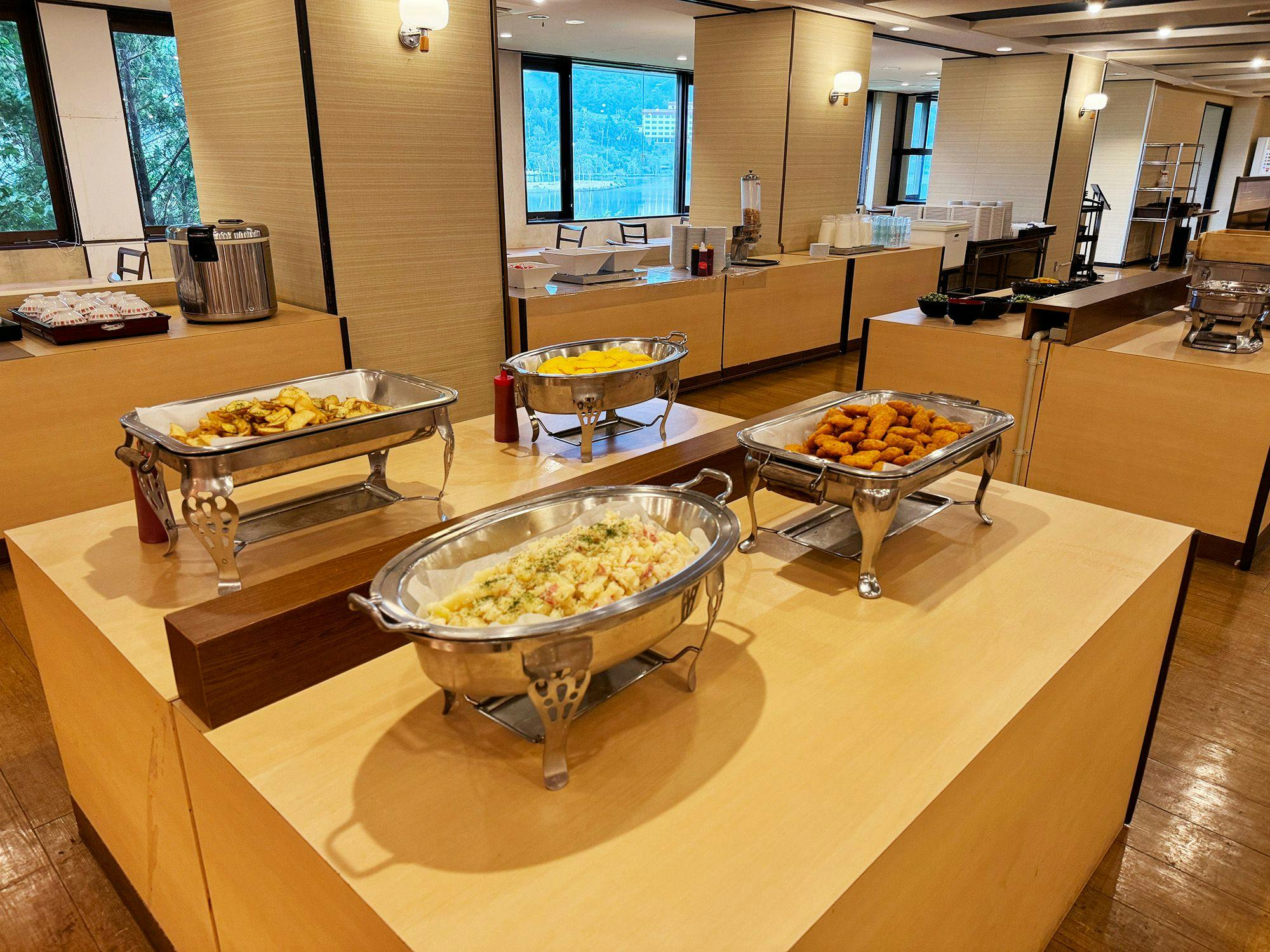 池の平白樺高原ホテル 宿泊チケット ２枚 1泊2食付き