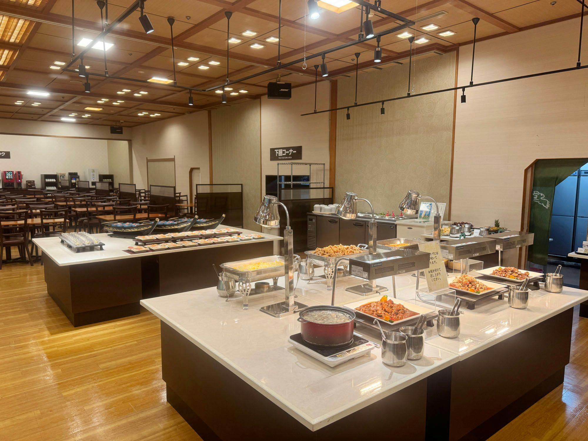 ตัวอย่างบุฟเฟ่ต์อาหารเย็น