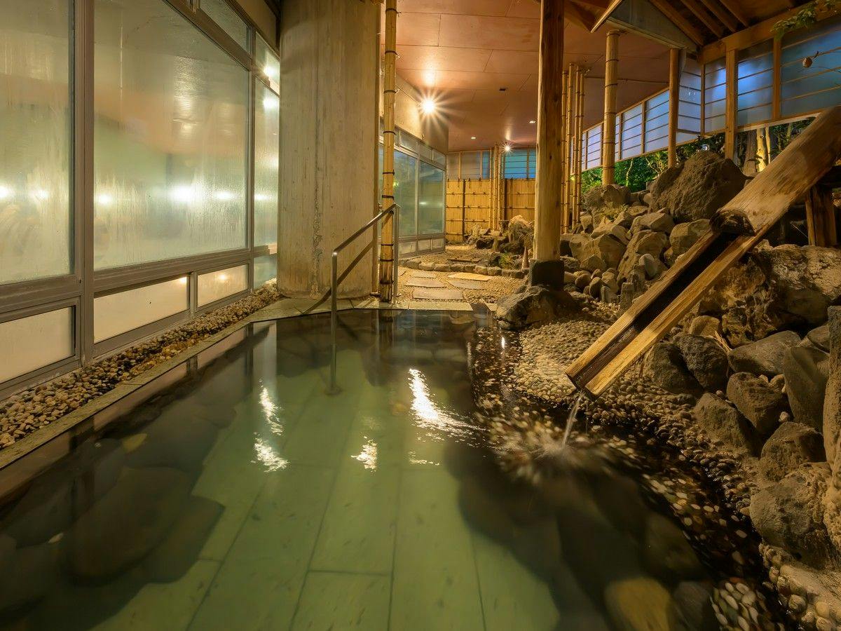 Senkei-en Tsukioka Hotel