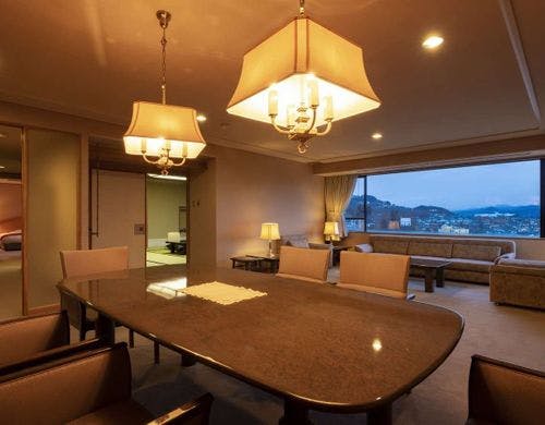 蔵王連峰を一望する美しい景色。