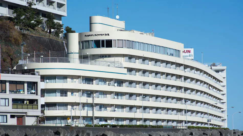 Wisterian Life Club Atami