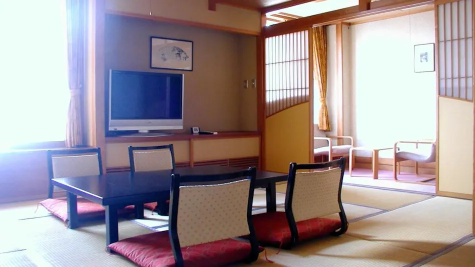 Tokiwokazaderu Yado Wakaba Ryokan