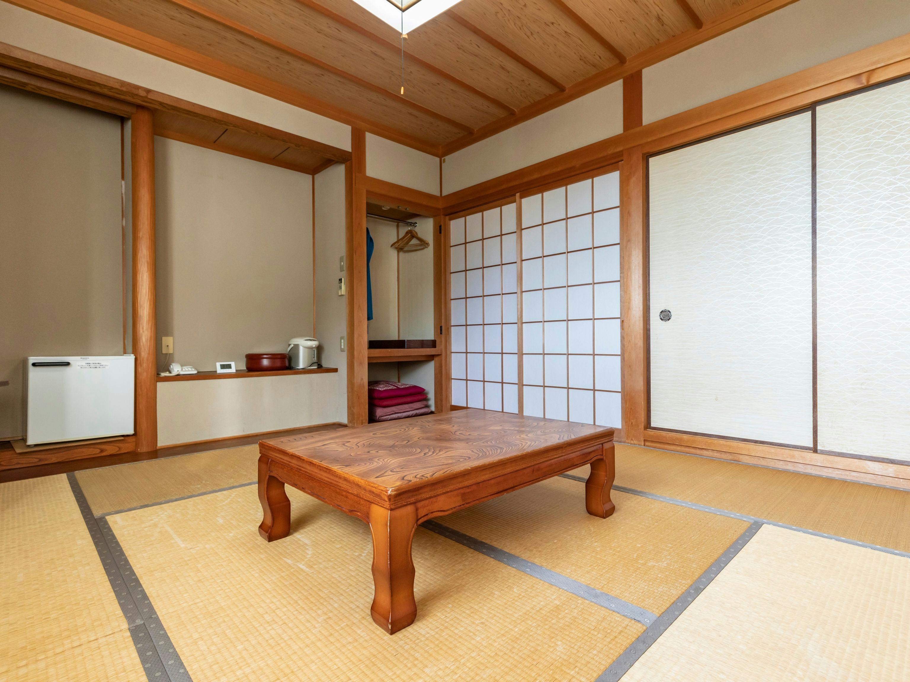 일본식 방 1~4명, 욕실 공용