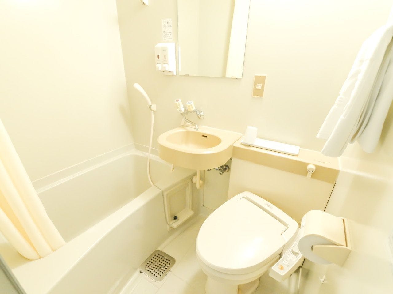 욕실 (샤워 화장실 완비)