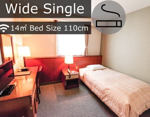 バスルーム（シャワートイレ完備）