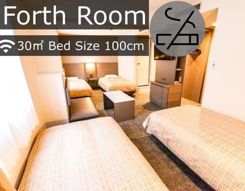 バスルーム（シャワートイレ完備）