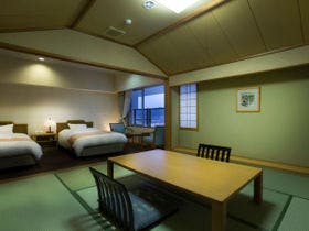 あわら北潟温泉　湖畔荘　ｈａｎａゆらり