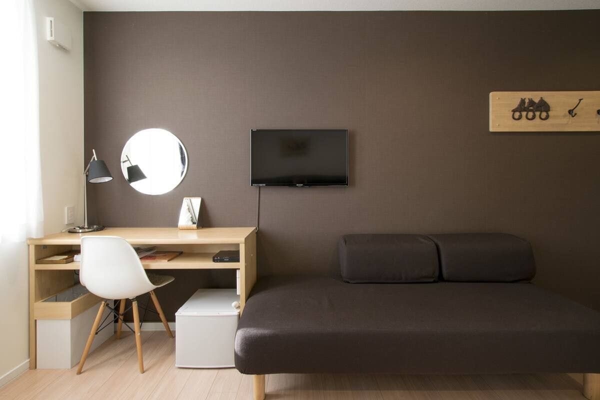 มีทีวี ตู้เย็น และเครื่องปรับอากาศ