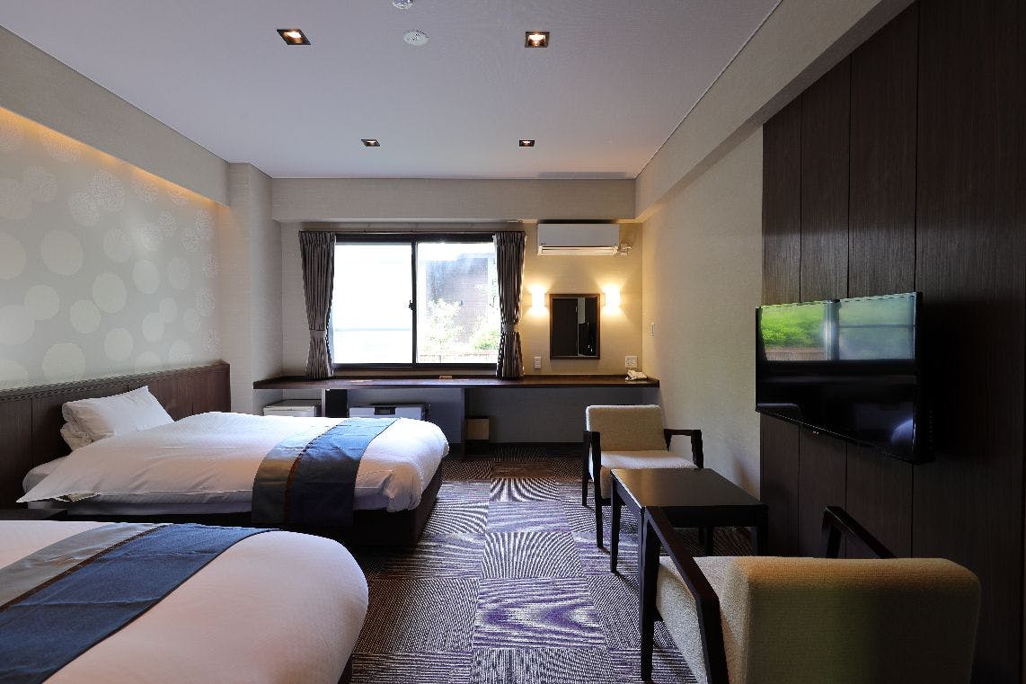 考慮無障礙設計的西式客房。