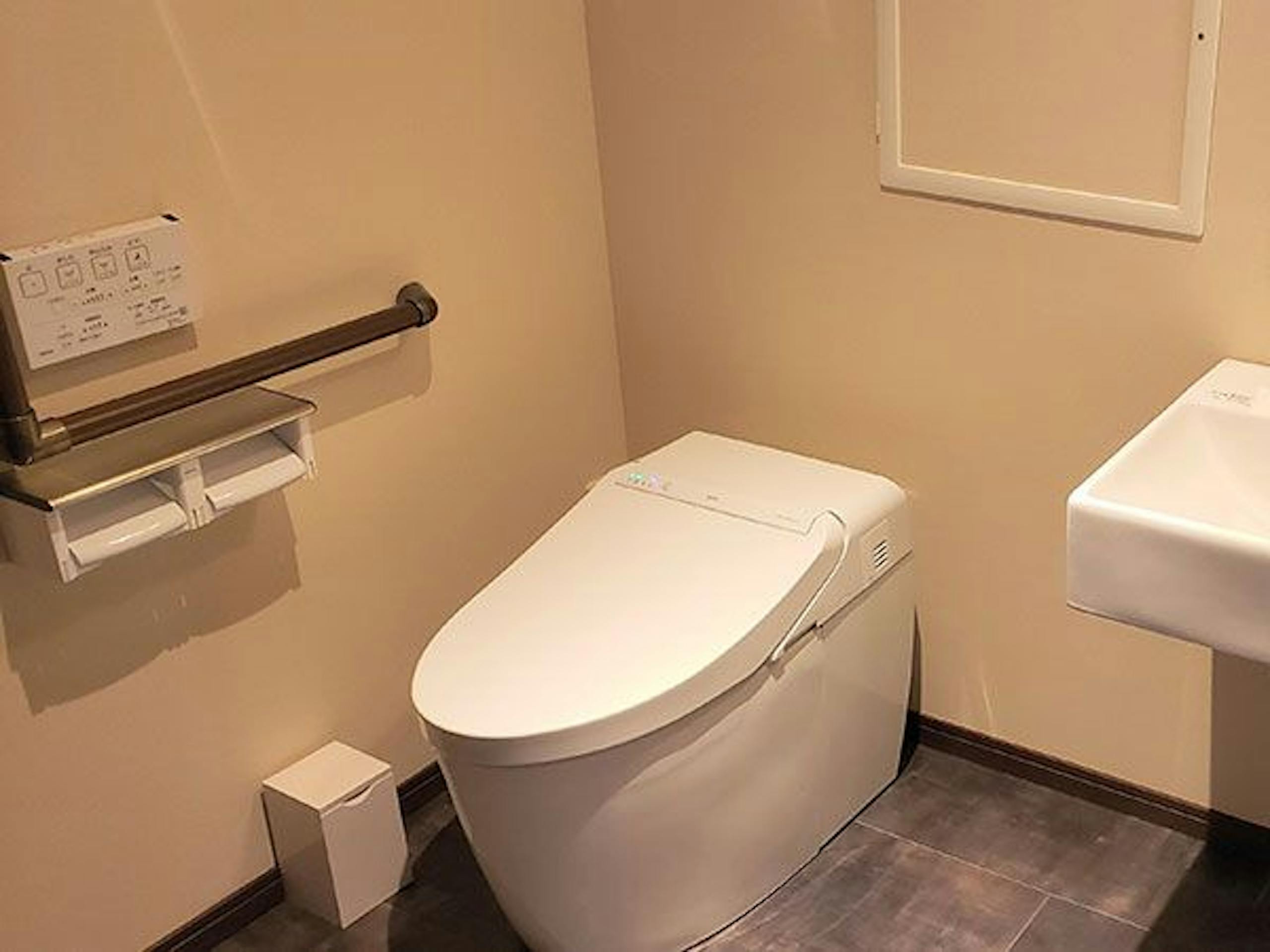 塩原温泉【奥塩原高原ホテル】本館 洋室(バリアフリー)トイレ(手すり・ウォシュレット)付
